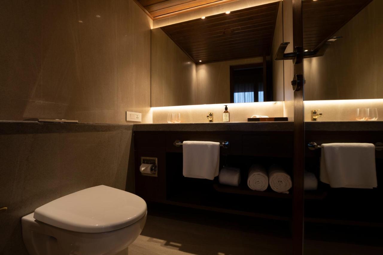YU Hotel Candolim Esterno foto